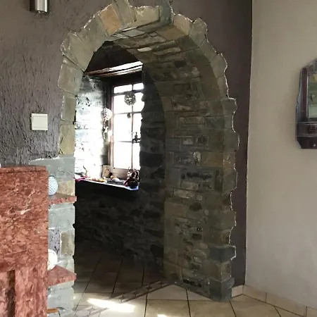 펜션 Restored In An Old Ardennes Nimbermont